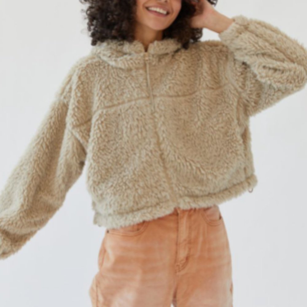 New Urban Outfitters Cropped Teddy Jacket